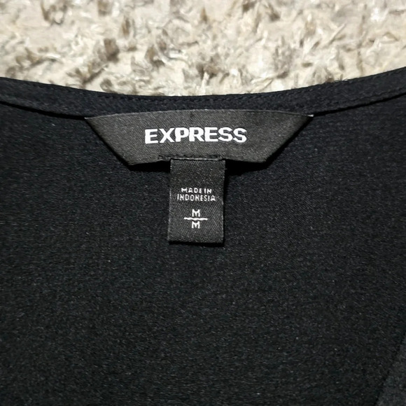 ✨️4/$20. Black Chiffon Long Sleeve Cropped Dress Shirt with Faux Knot Front, M - Picture 5 of 16